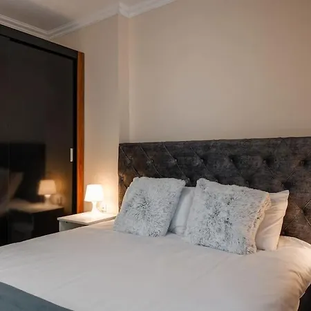2-bedroom Flat - Sunny Balcony Plovdiv